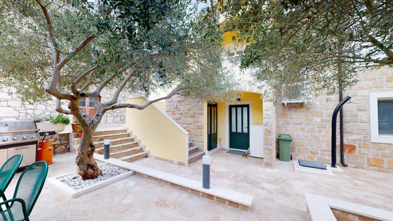 Zen-Pok House On The Beach - Pokrivenik Zastražišće المظهر الخارجي الصورة
